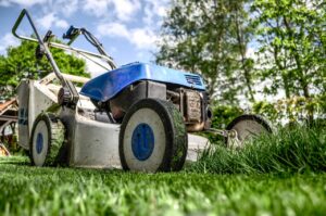 lawn mower, grass, garden-384589.jpg